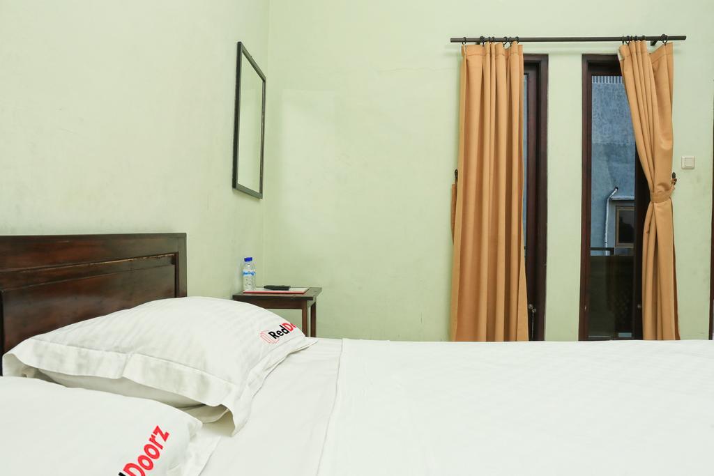 Reddoorz @ Mataram Kuta 3 Kuta Lombok Exterior foto